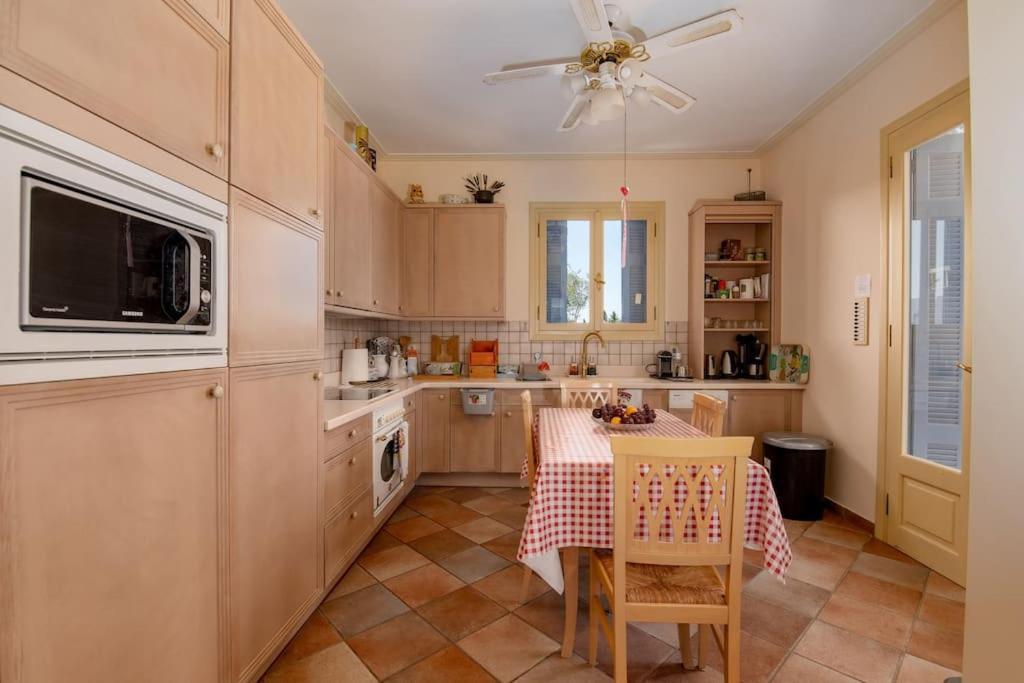 Villa Elmar Aegina Eksteriør billede